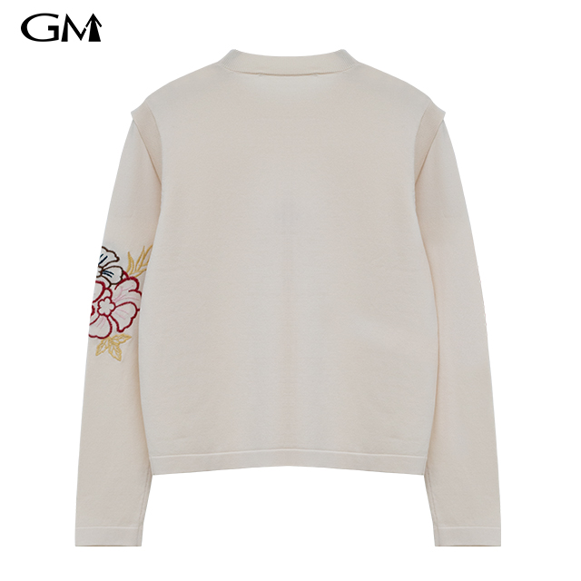 Fashion Flower Embroidery Knit Top