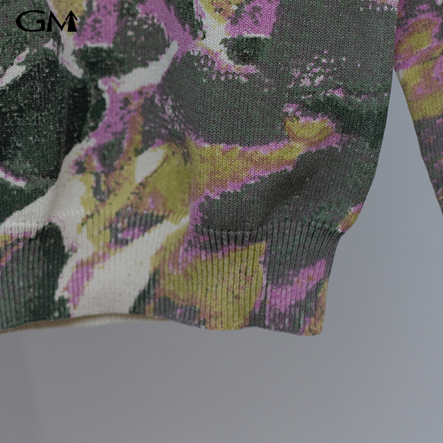 Fashion New Abstract Printed Knitted Top