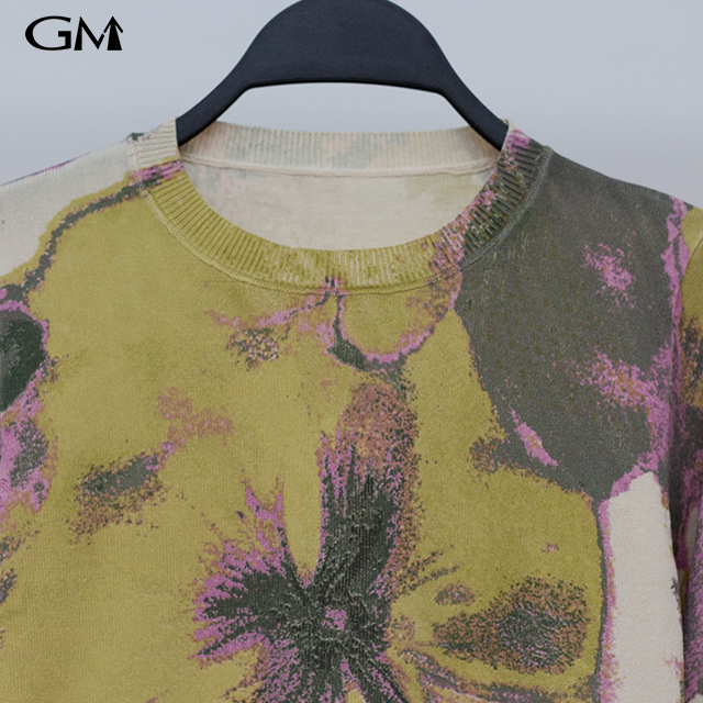 Fashion New Abstract Printed Knitted Top