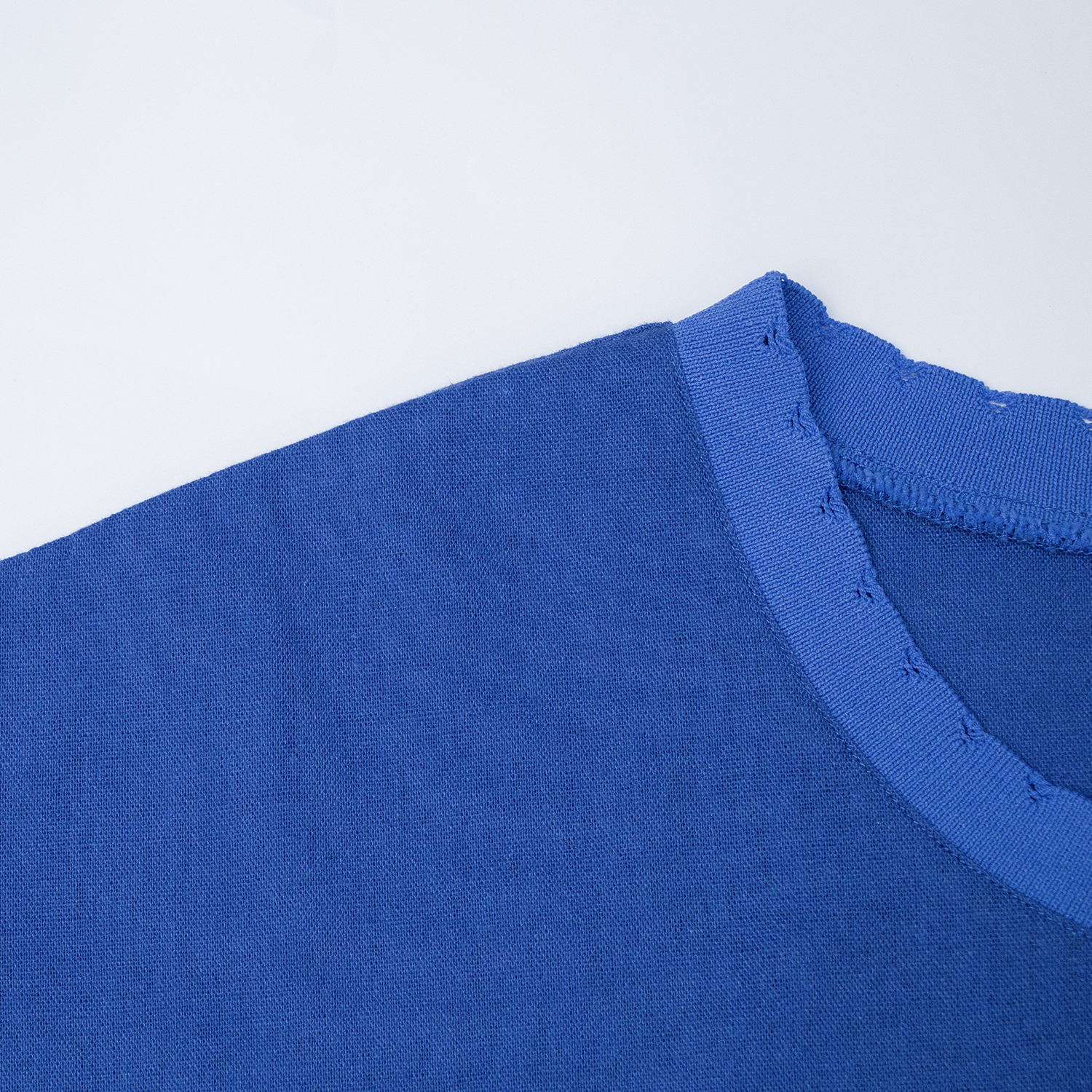 New solid color round neck pullover top