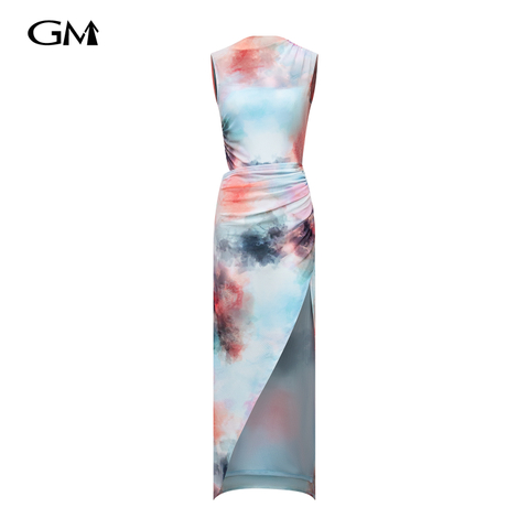 Fashionable and sexy sleeveless dress