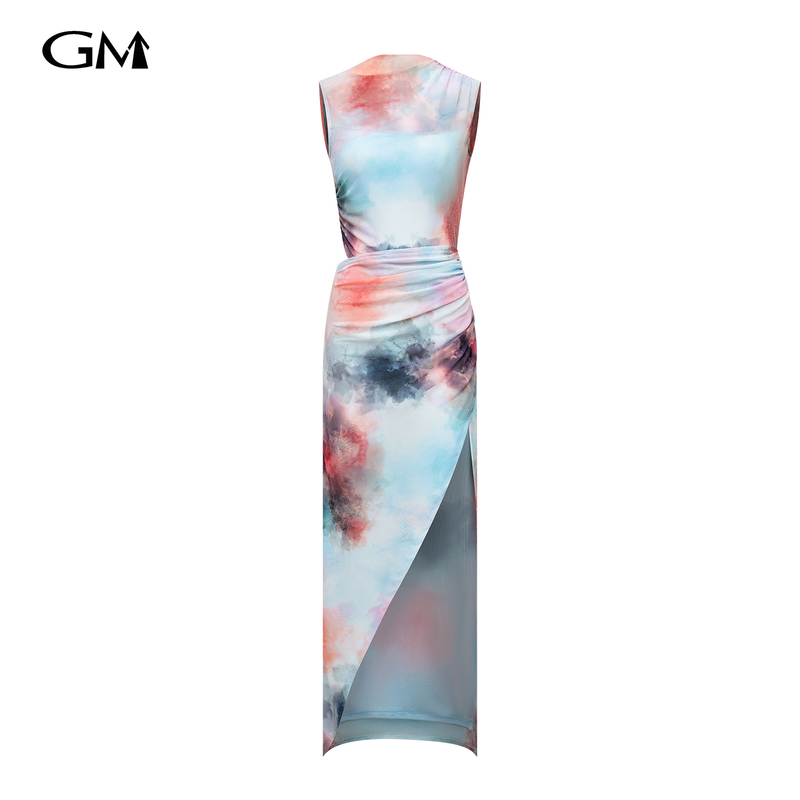 Fashionable and sexy sleeveless dress