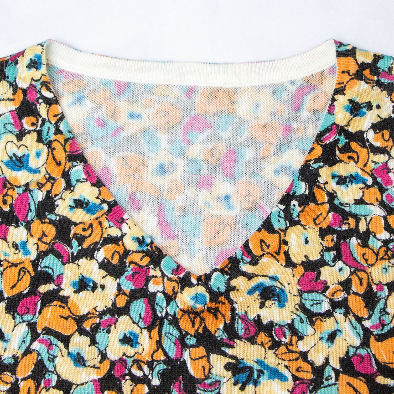 New V-neck small floral printed knitted top