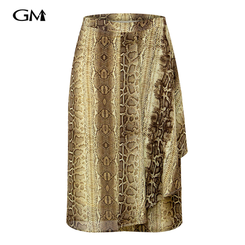 Fashionable and versatile snake patterned skirt