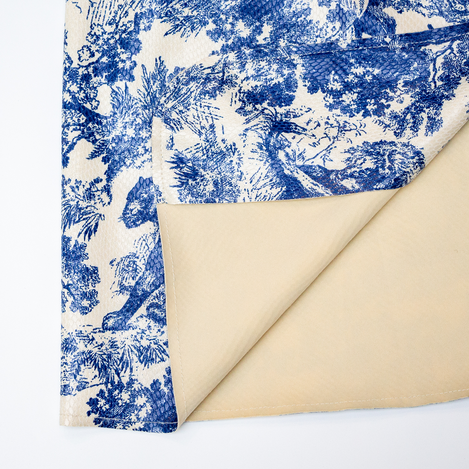 New landscape printed V-neck windbreaker