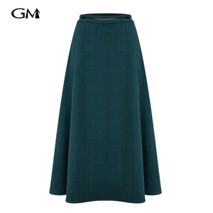 Fashionable solid color versatile skirt