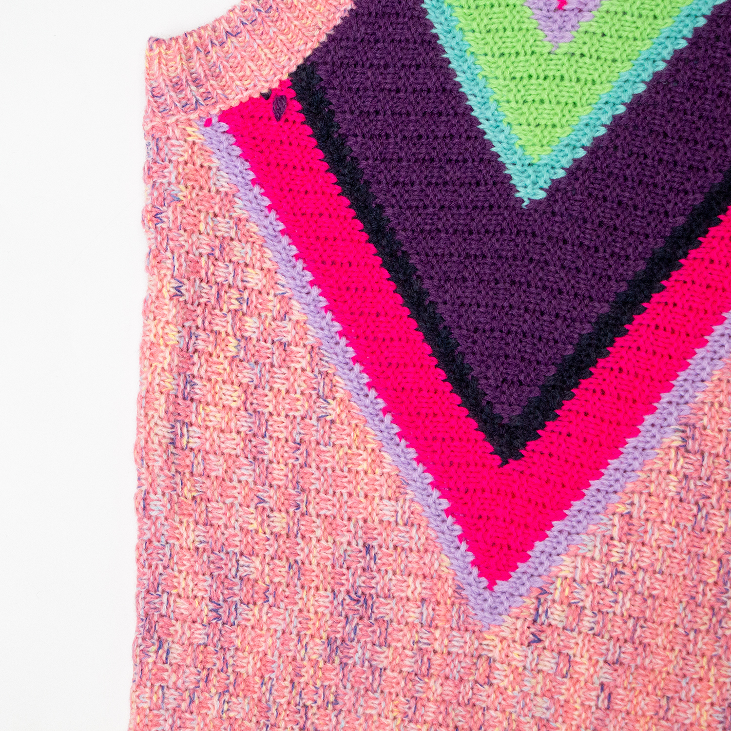 New color blocked knitted vest