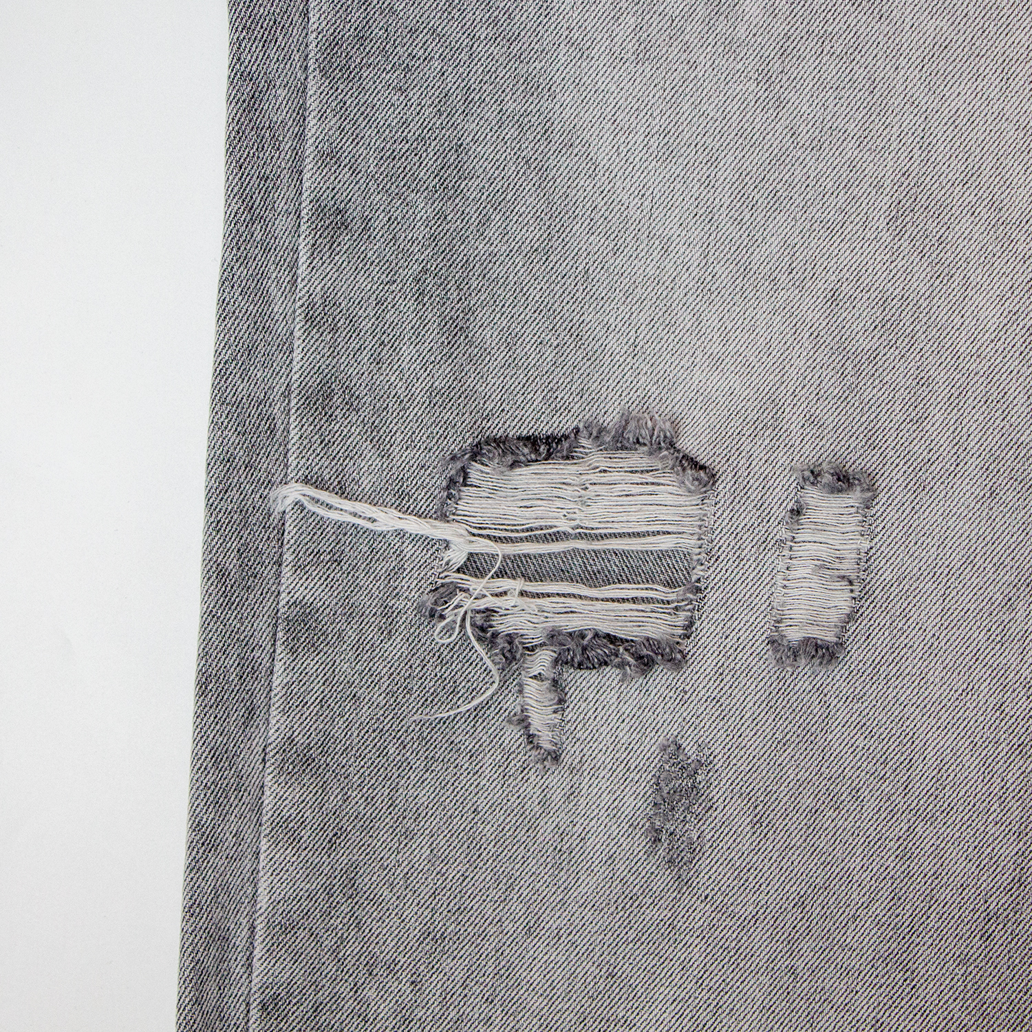 New perforated straight leg long jeans