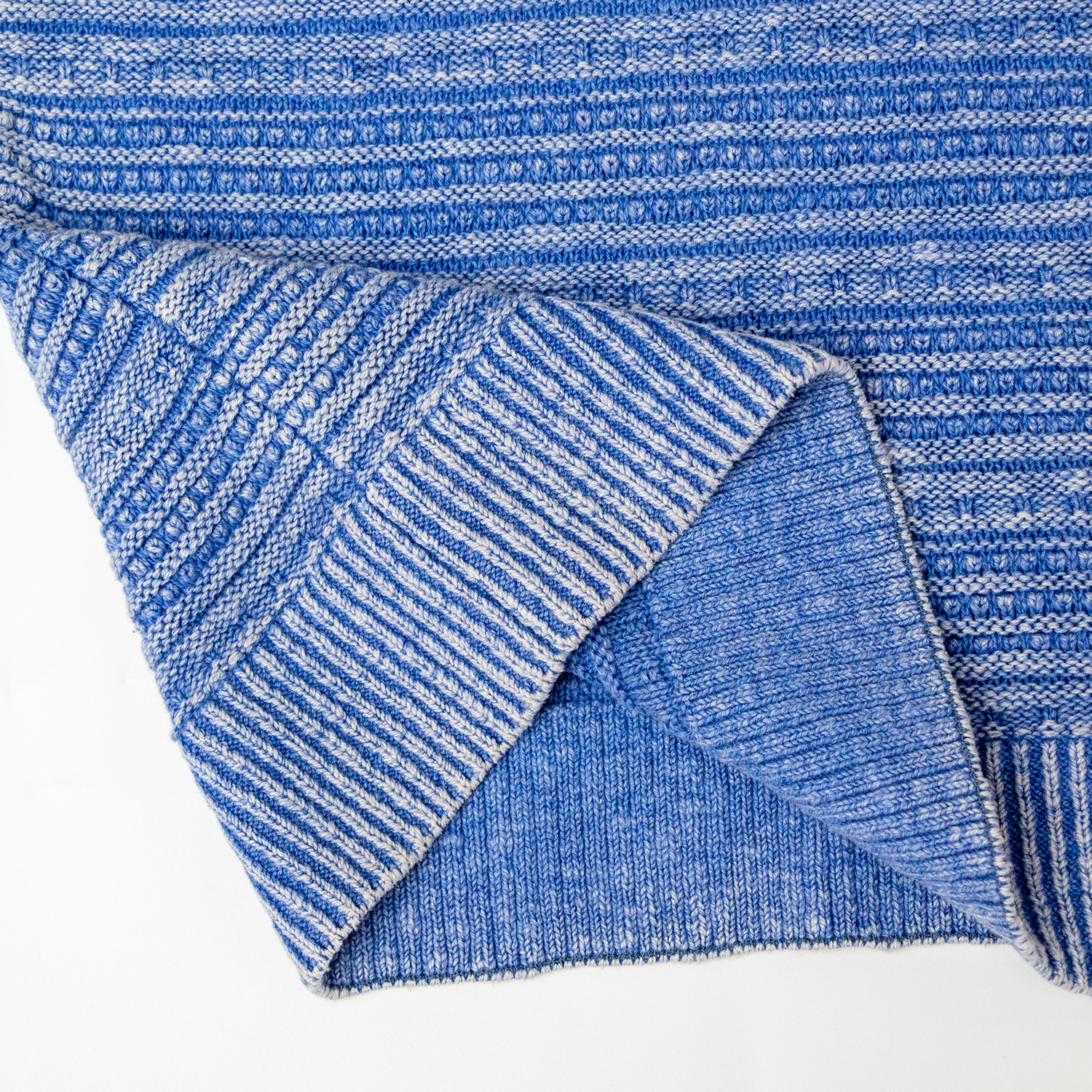 New round neck long sleeved knitted top