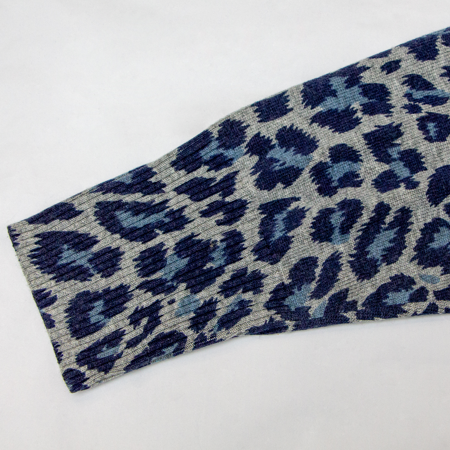 New Blue Leopard Print Knitwear