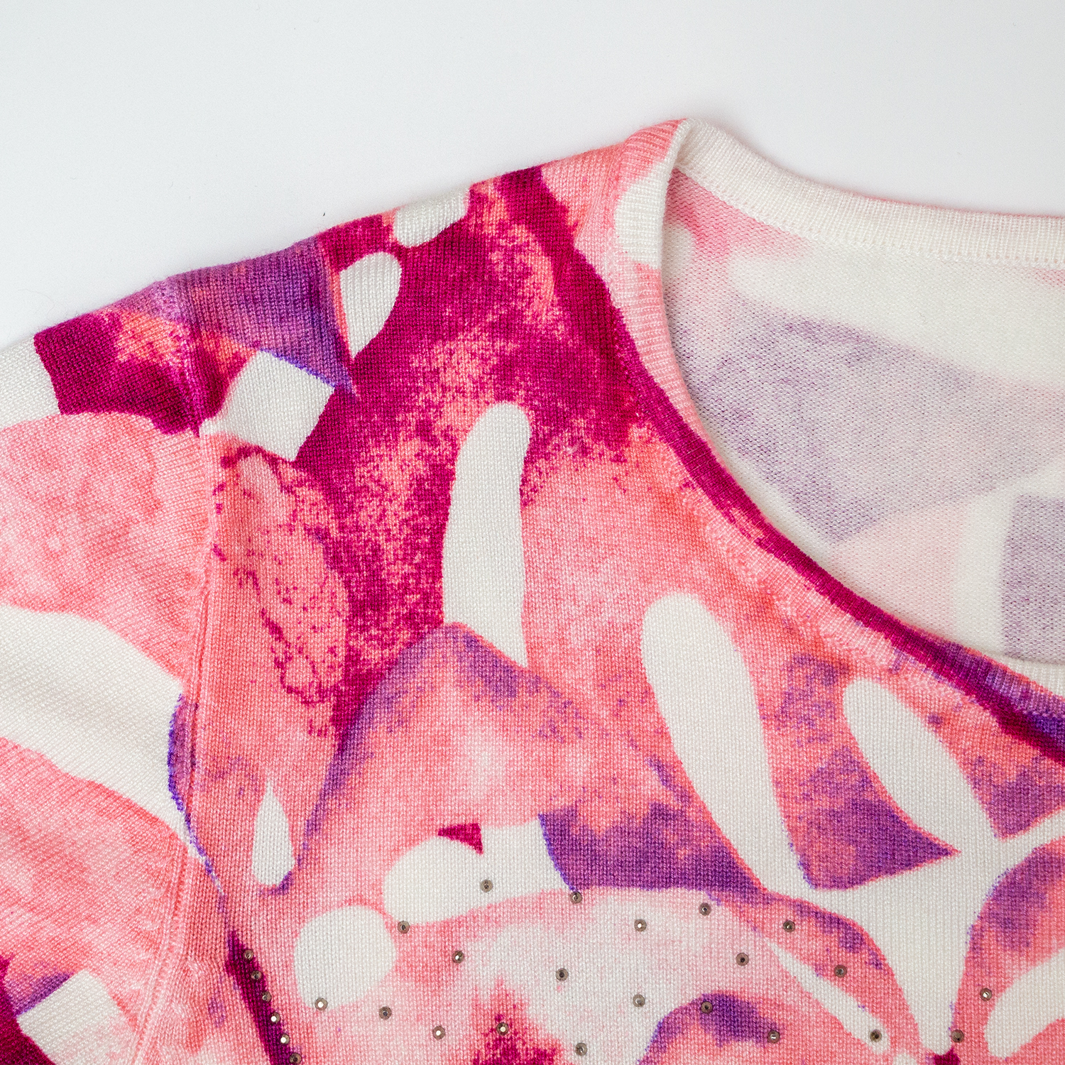 New exquisite printed round neck knitted top