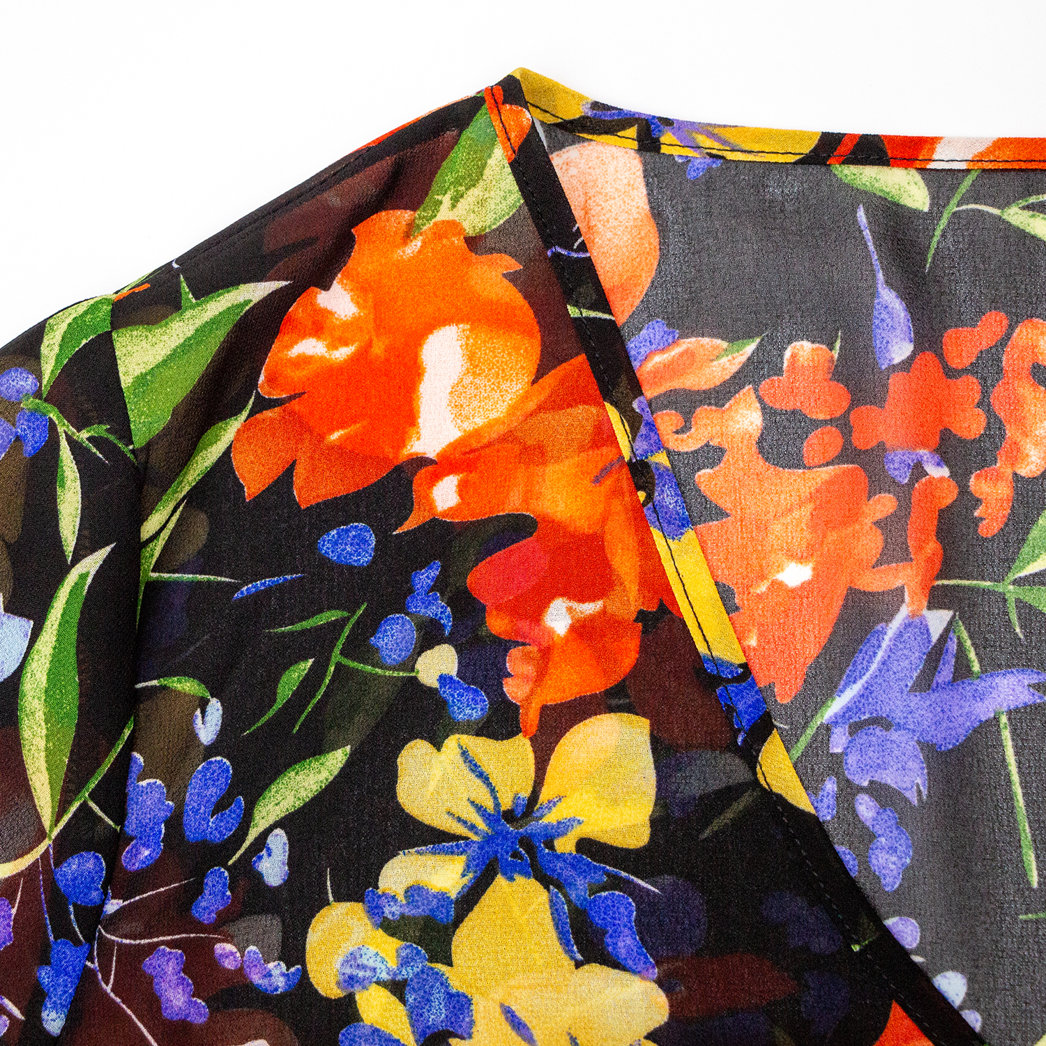New V-neck printed dress