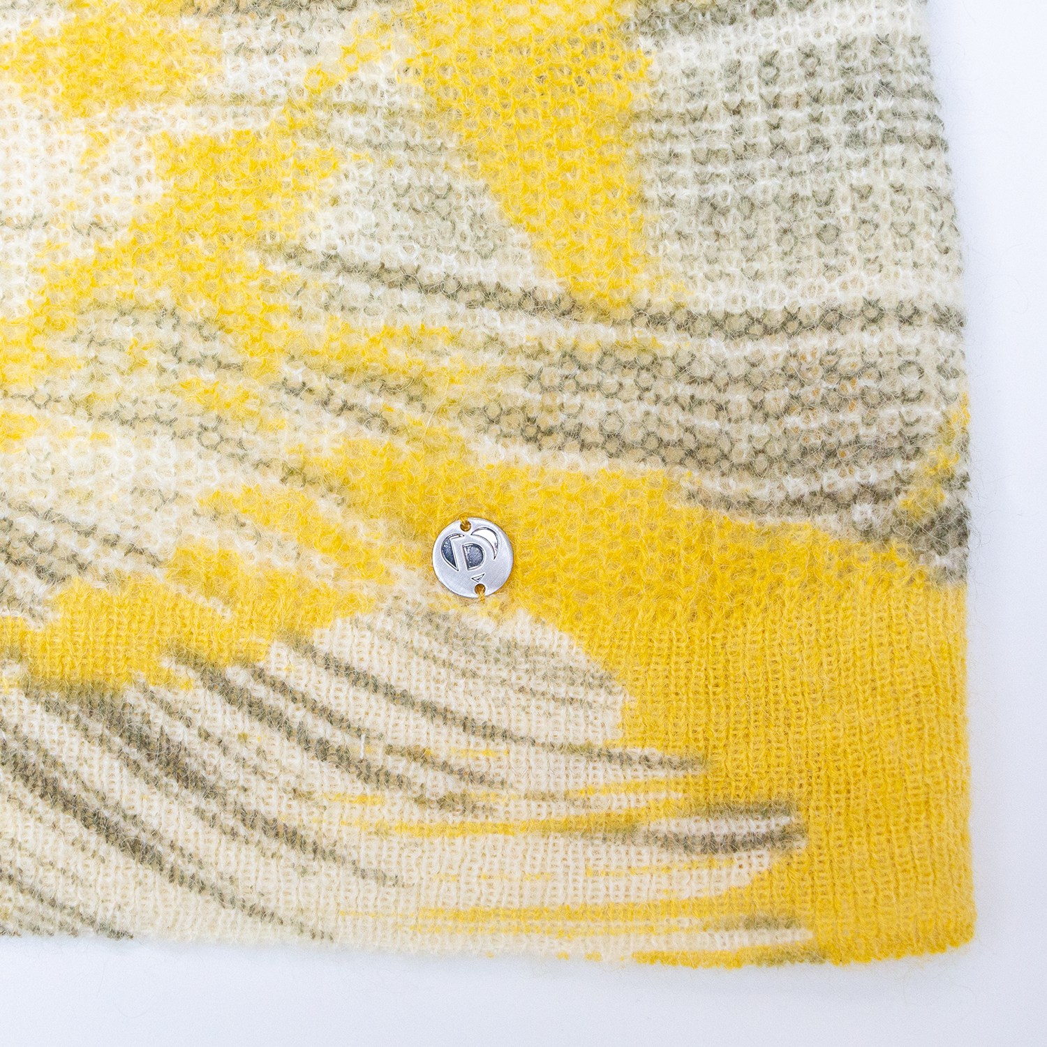 New abstract printed slim knit top