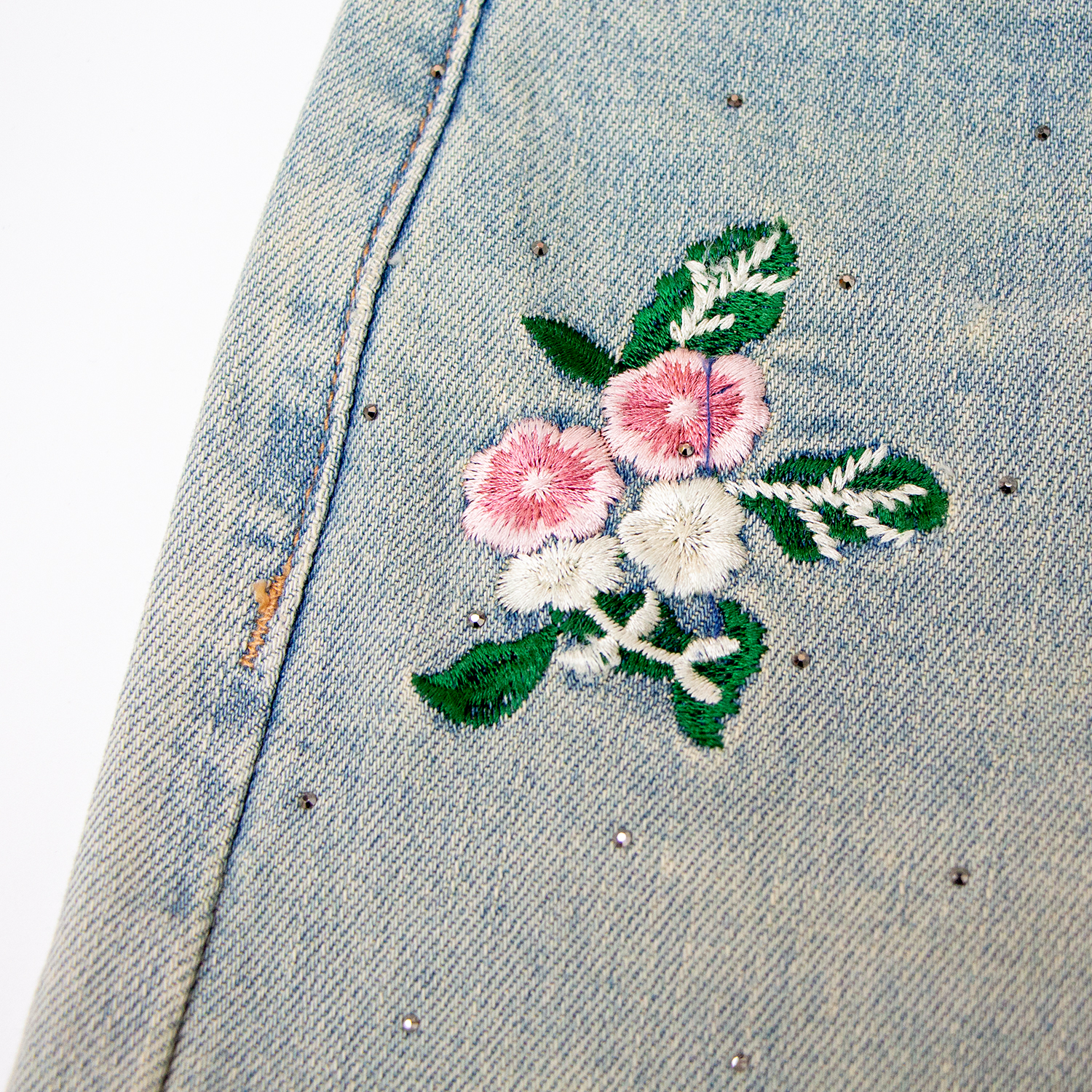 New pink embroidered denim pants