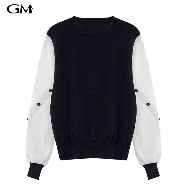 New Women's Black and White Spliced Knitted Round Neck Top