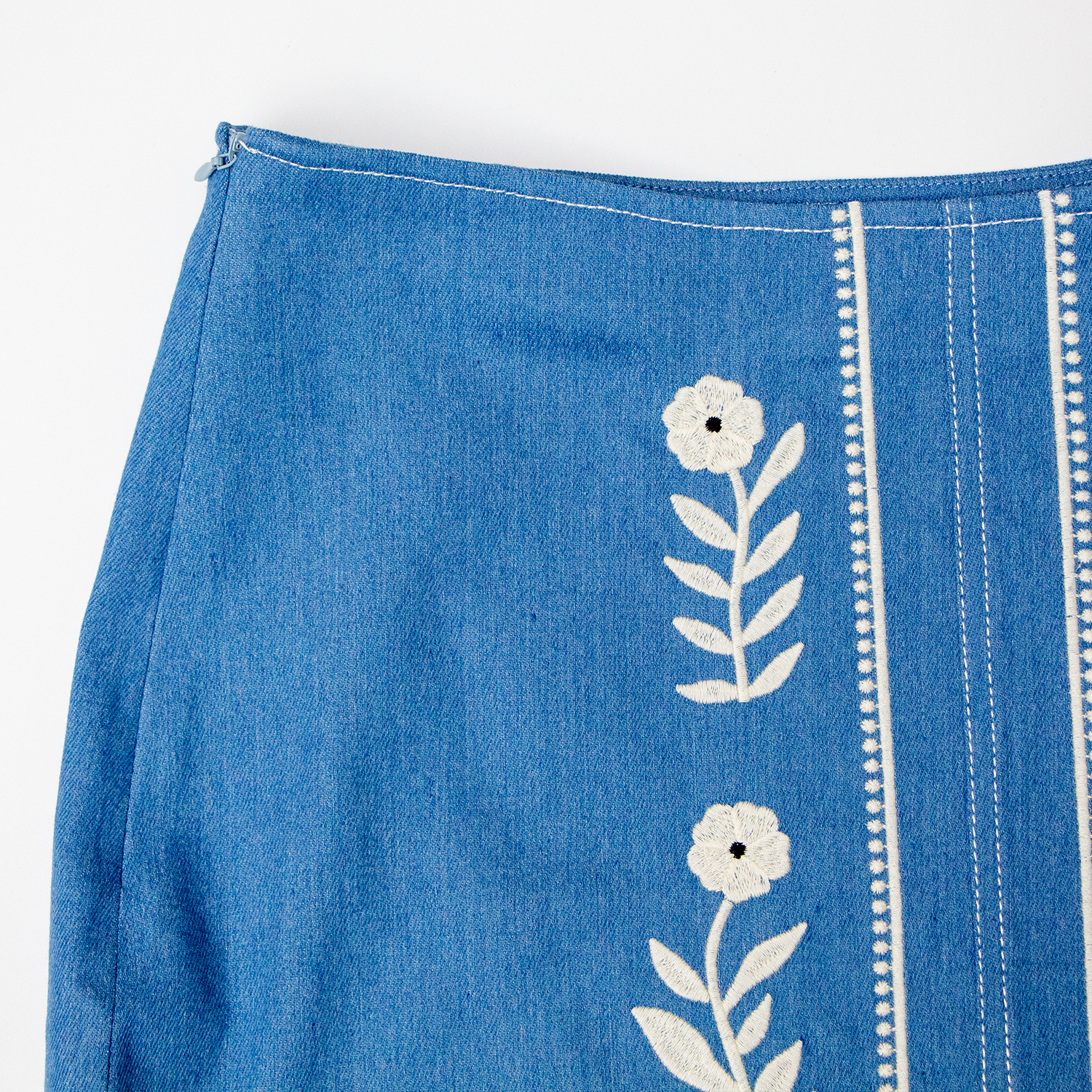 New embroidered denim skirt