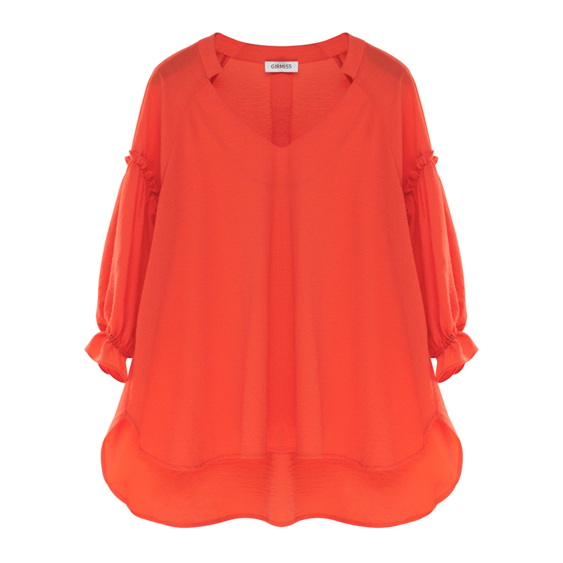 Solid V-neck chiffon top